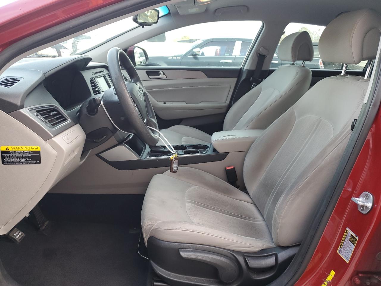 2016 Hyundai Sonata - Image 7