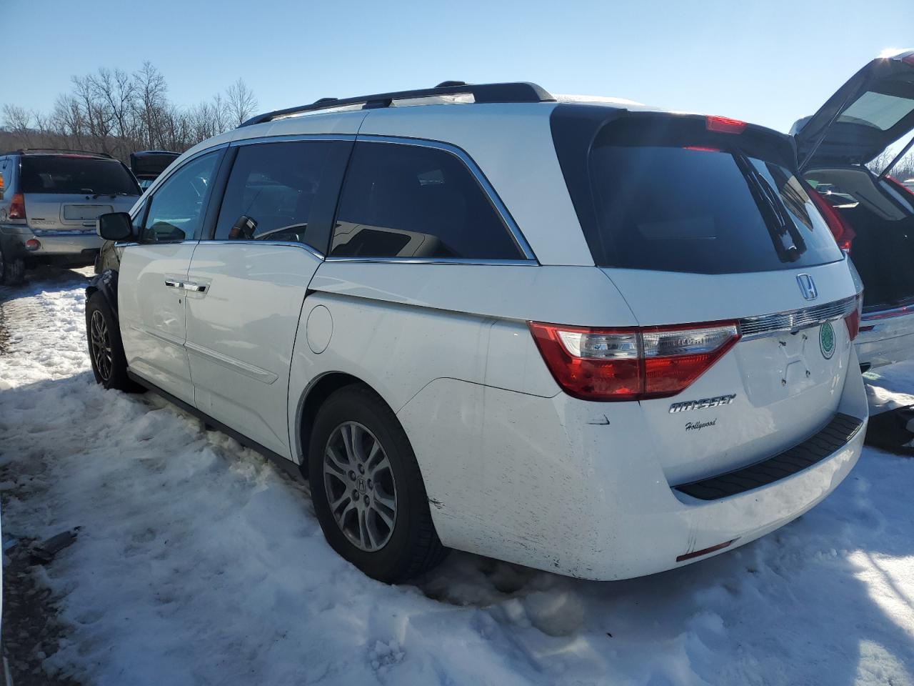 2011 Honda Odyssey - Image 2