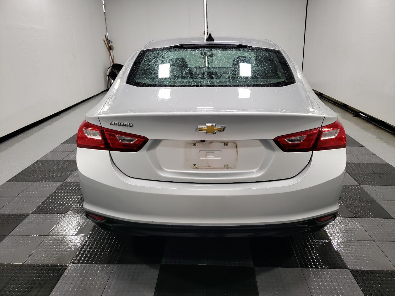 2020 Chevrolet Malibu - Image 6