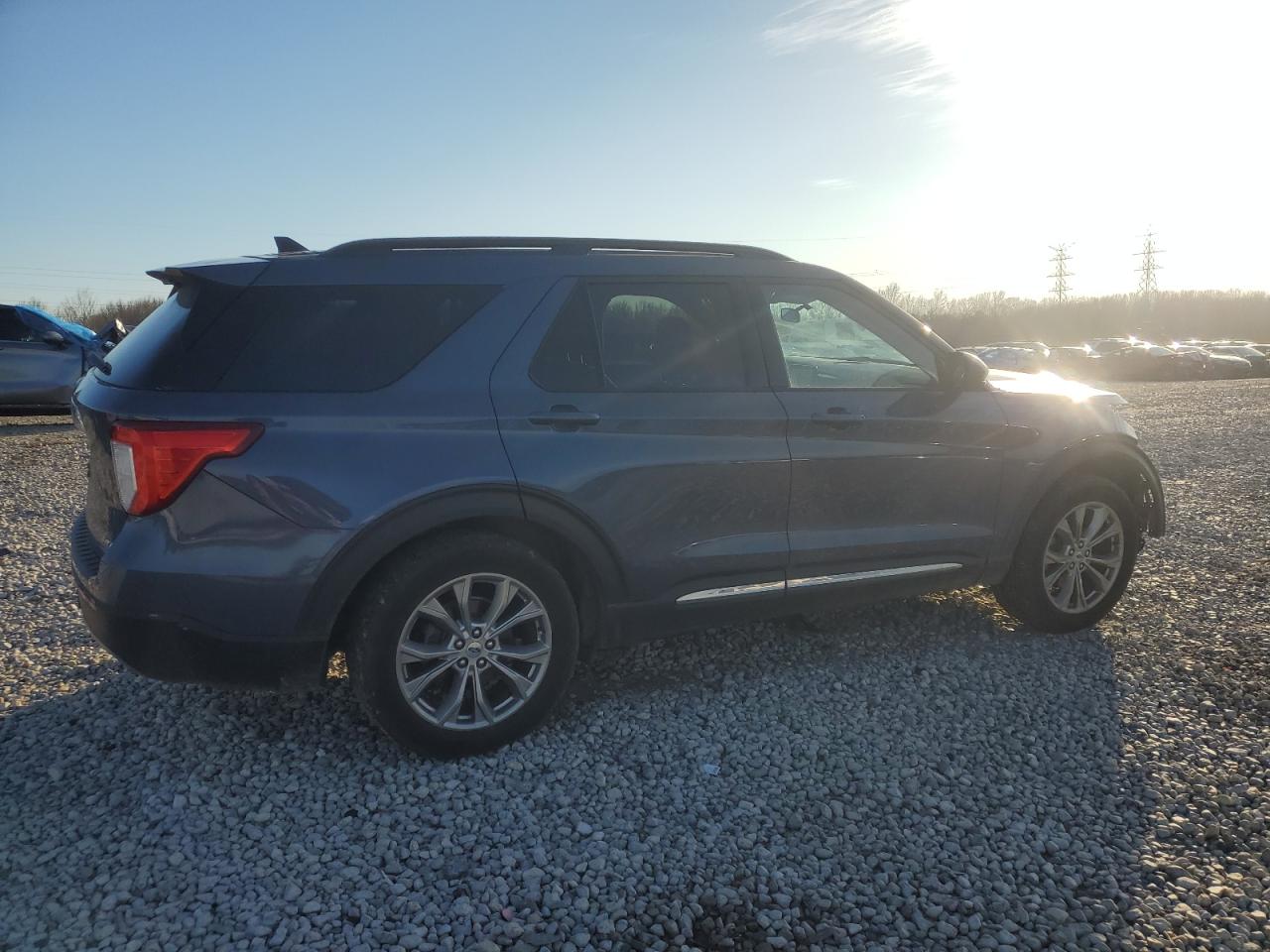 2021 Ford Explorer - Image 3