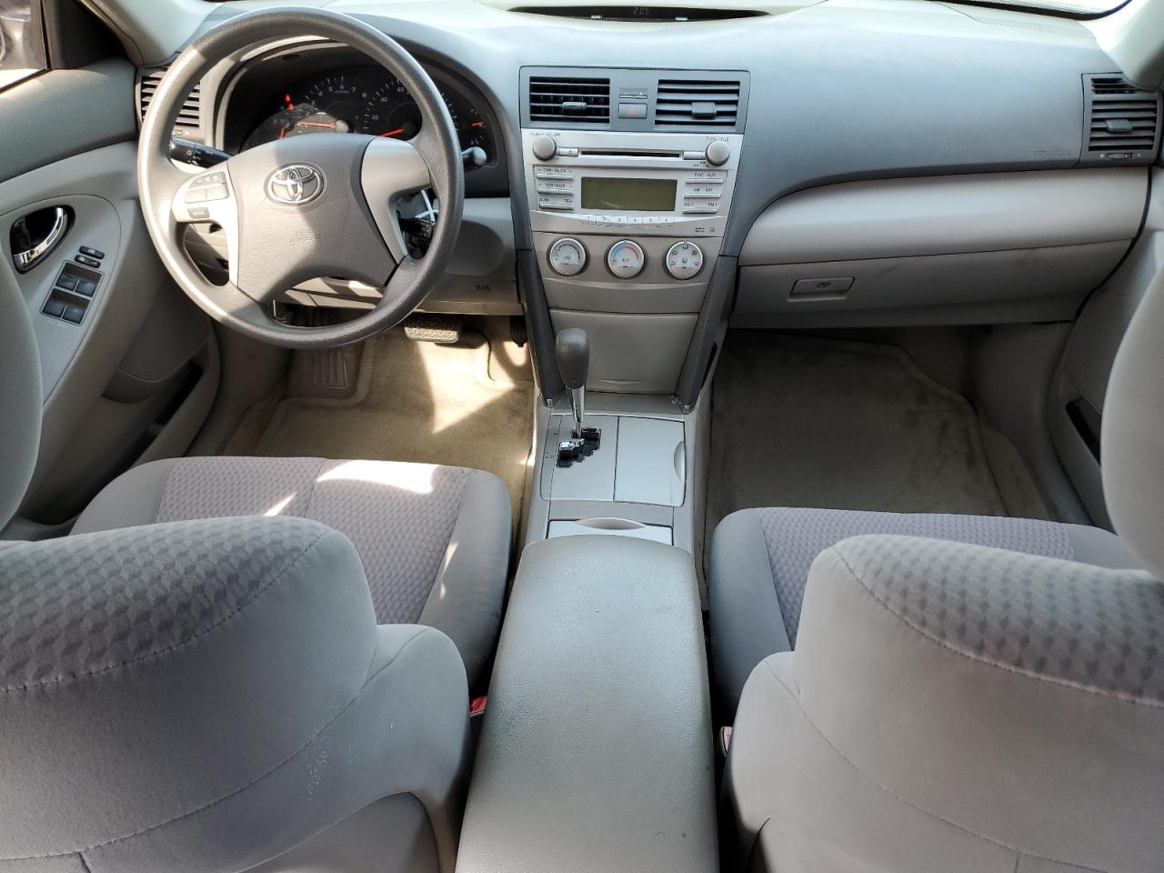 2011 Toyota Camry - Image 8