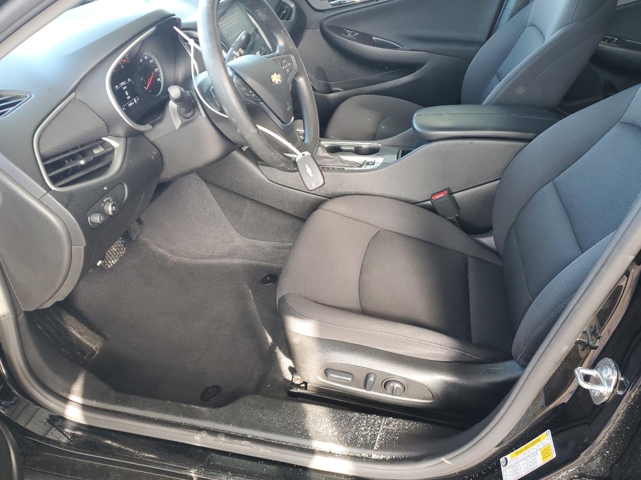 2023 Chevrolet Malibu - Image 7