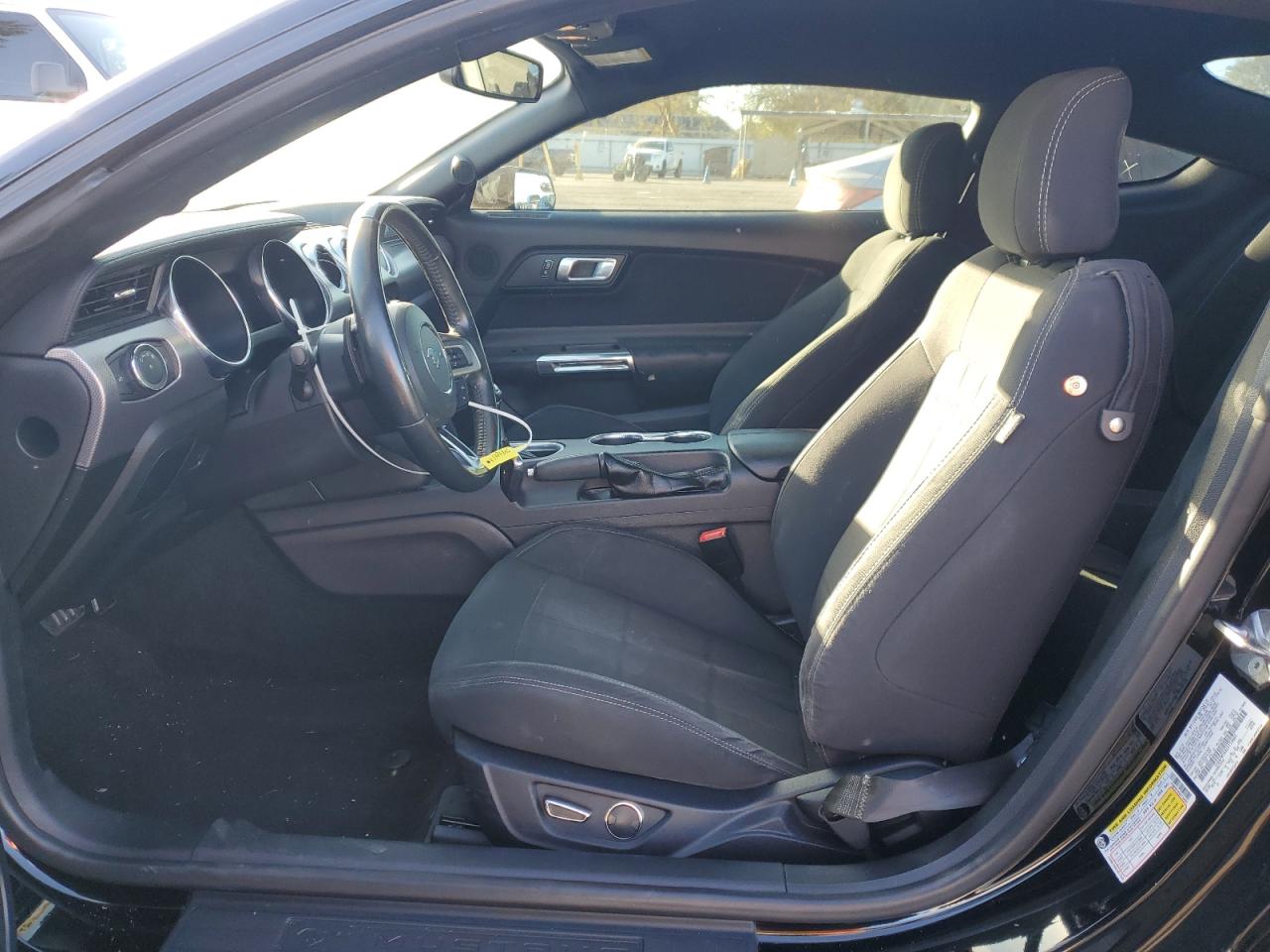 2018 Ford Mustang - Image 7