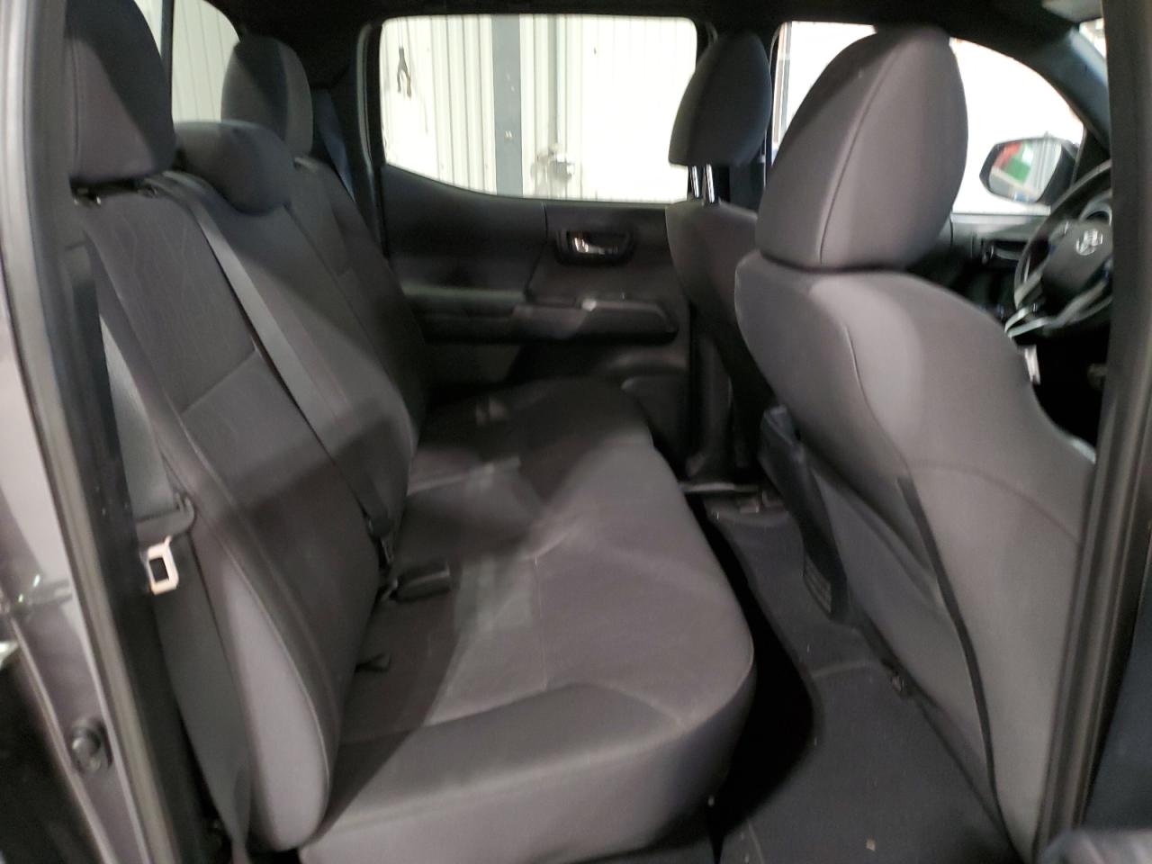 2017 Toyota Tacoma - Image 10