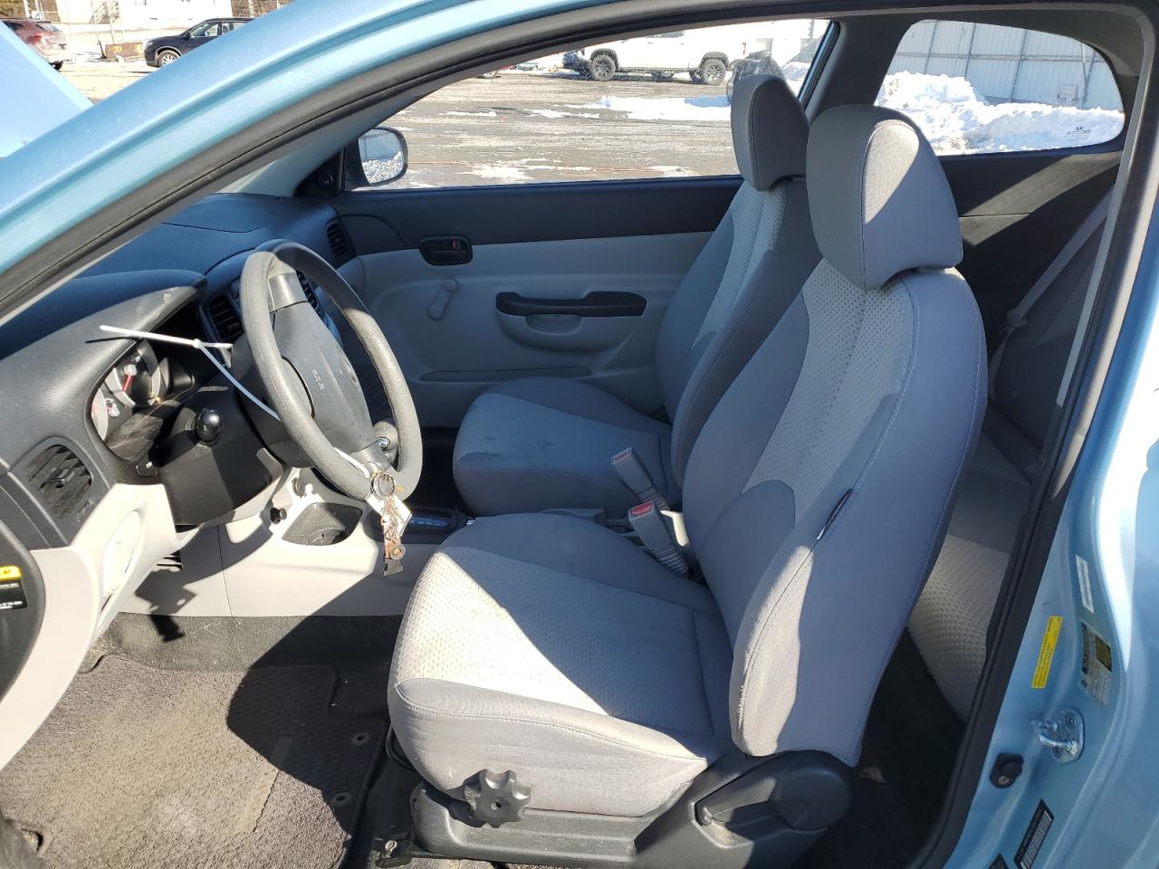 2010 Hyundai Accent - Image 7