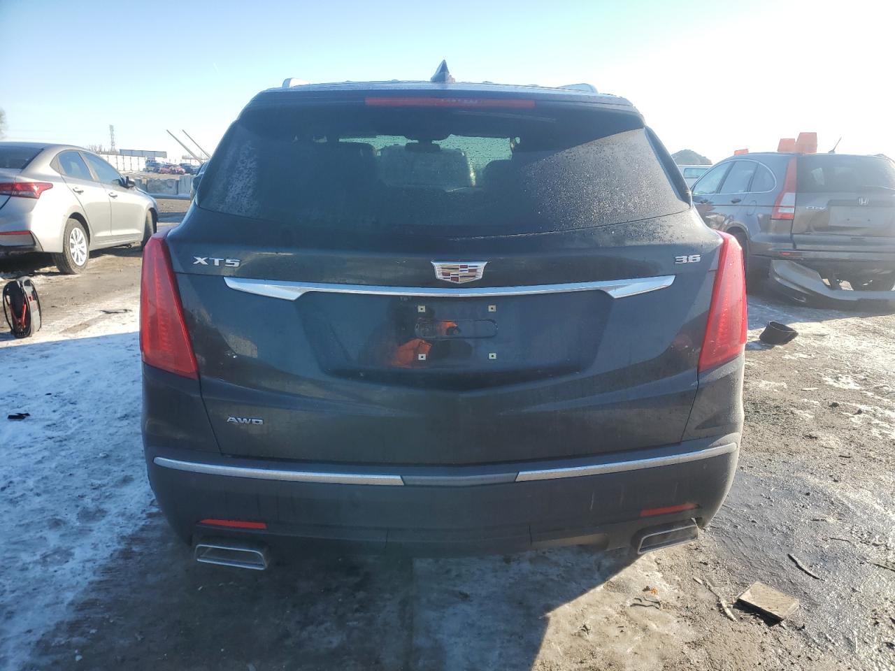 2018 Cadillac XT5 - Image 6