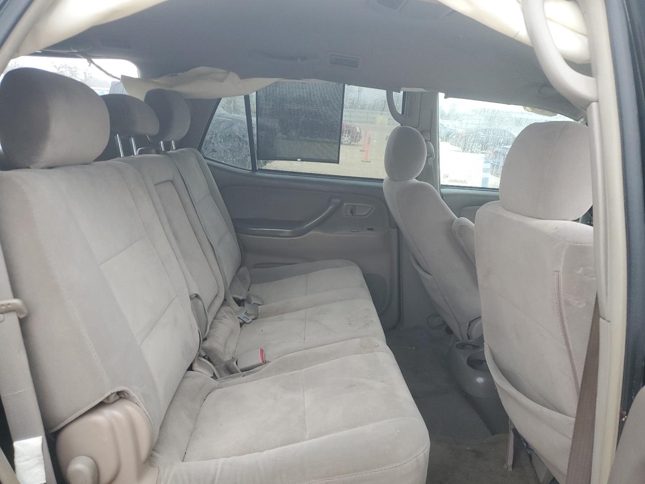 2007 Toyota Sequoia - Image 11