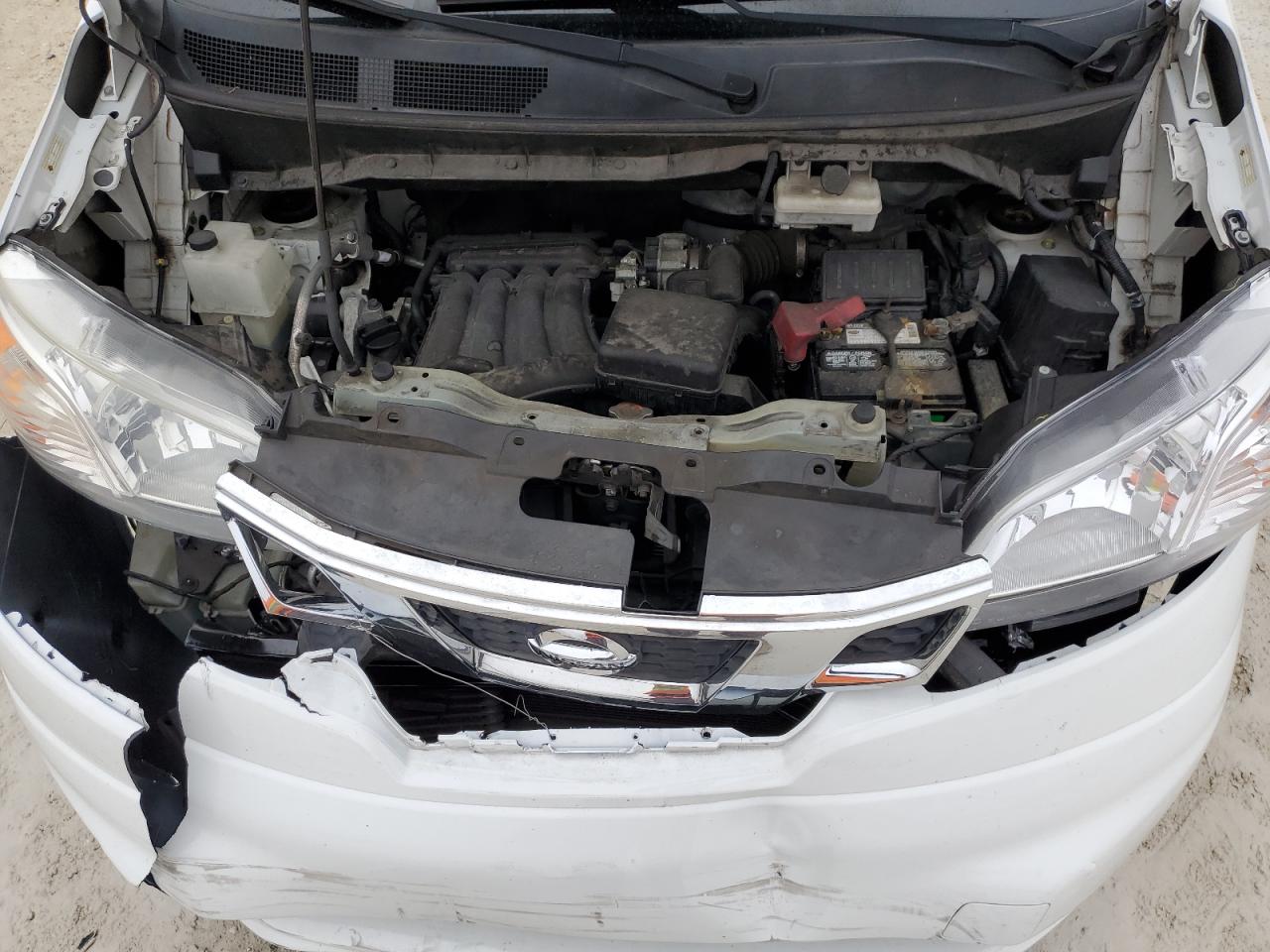 2015 Nissan NV - Image 12