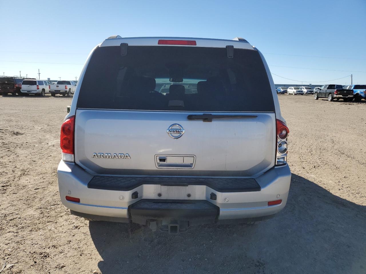 2015 Nissan Armada - Image 6