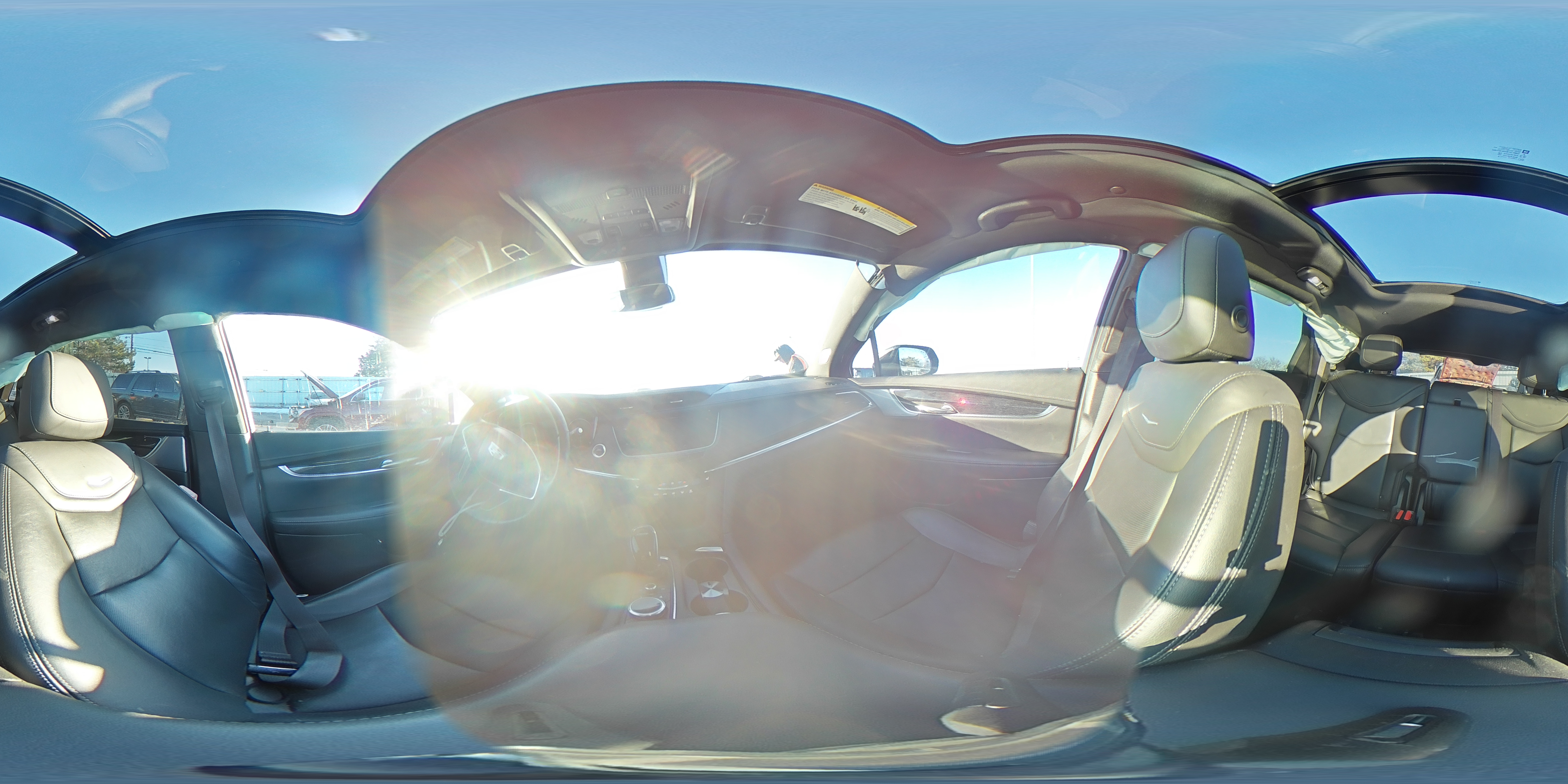 2021 Cadillac XT5 - Image 14