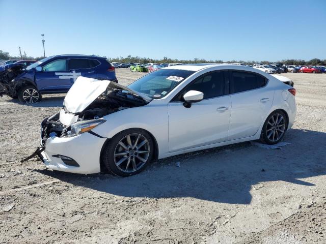 2018 Mazda 3 Touring