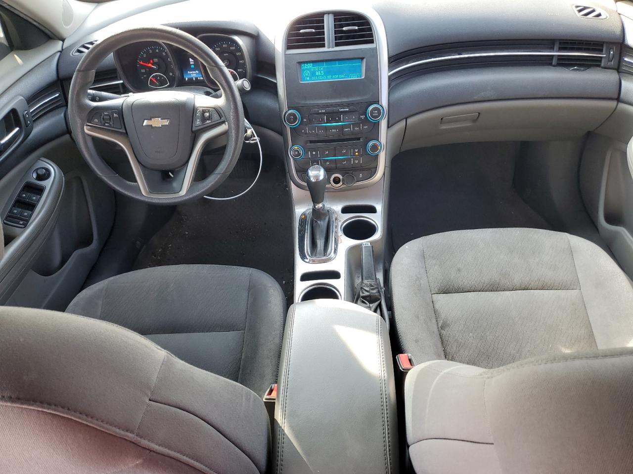 2015 Chevrolet Malibu - Image 8