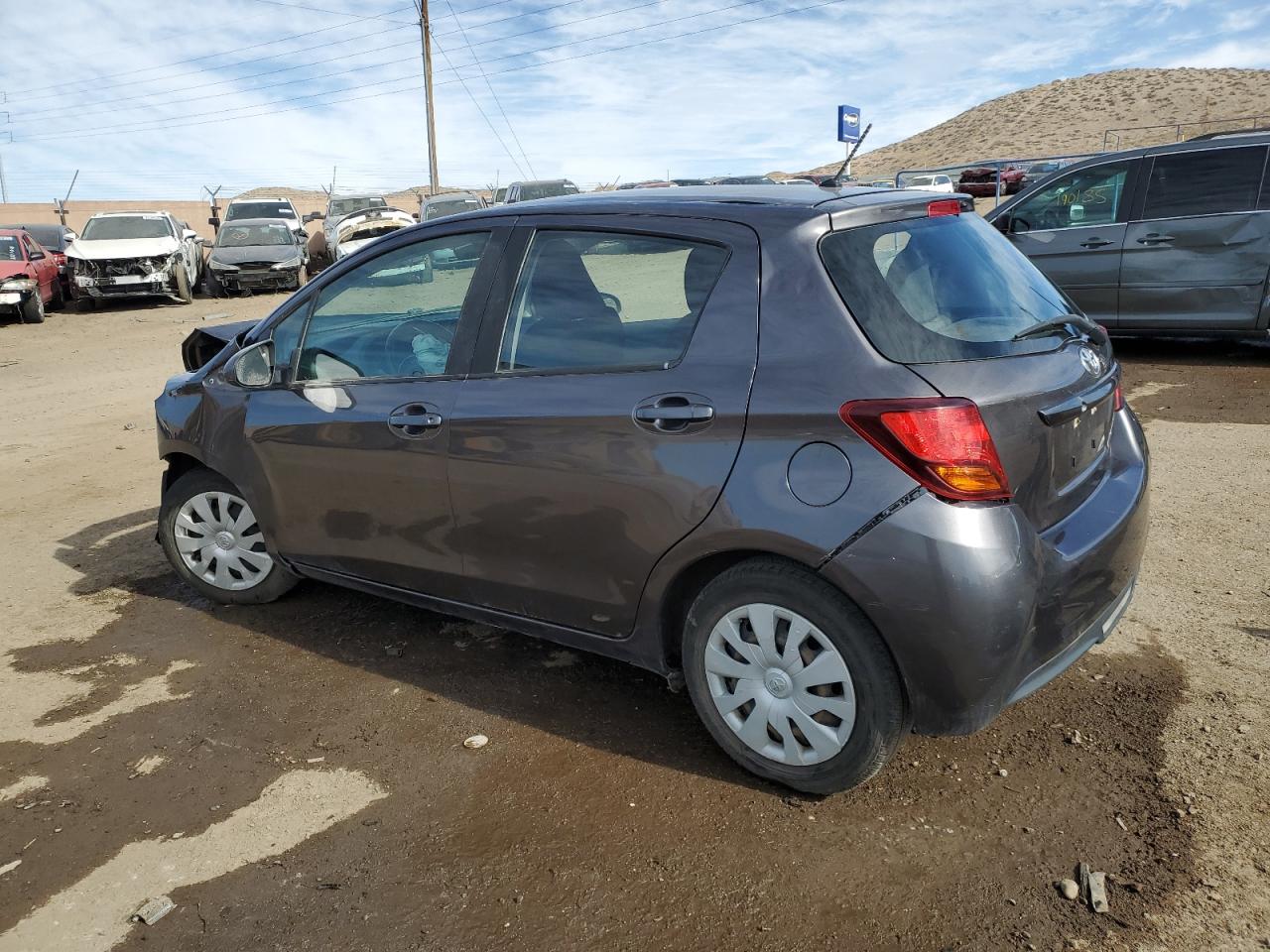 2015 Toyota Yaris - Image 2