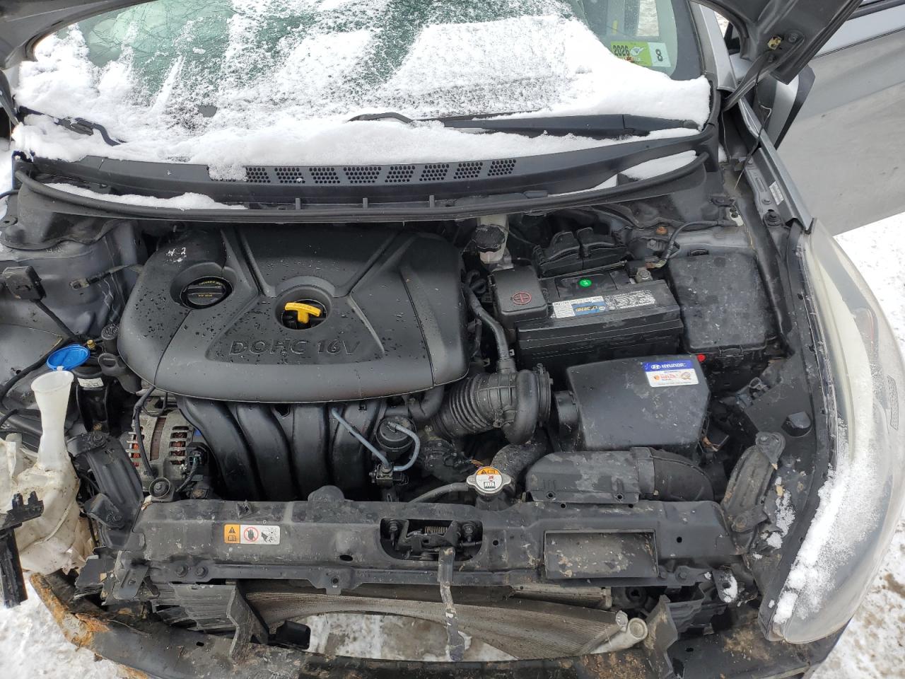 2015 Hyundai Elantra - Image 12