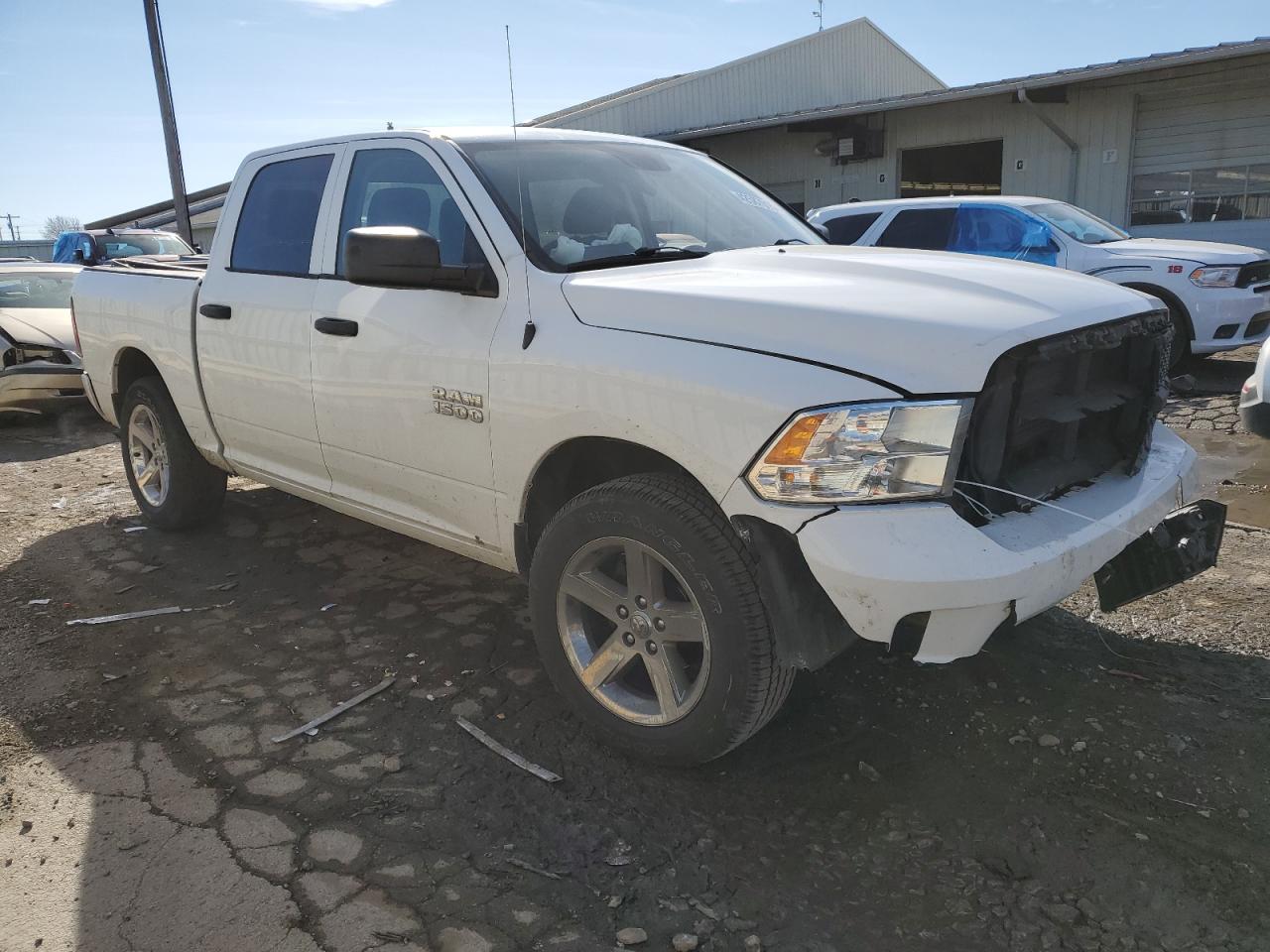 2017 RAM 1500 - Image 4