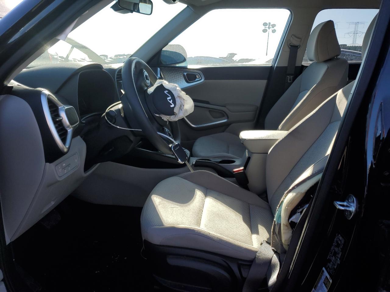 2022 Kia Soul - Image 7