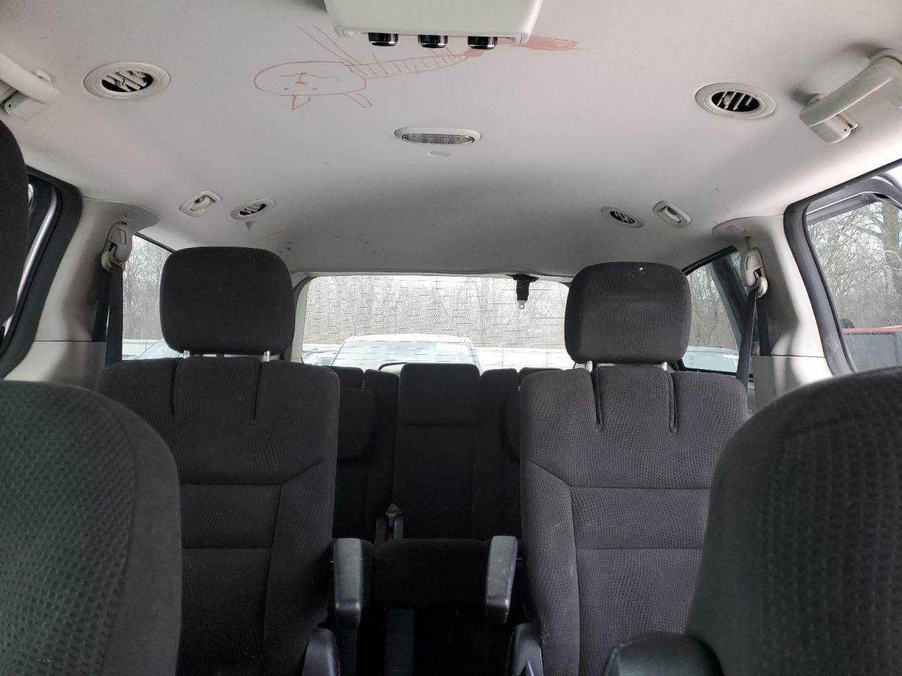 2016 Dodge Caravan - Image 10
