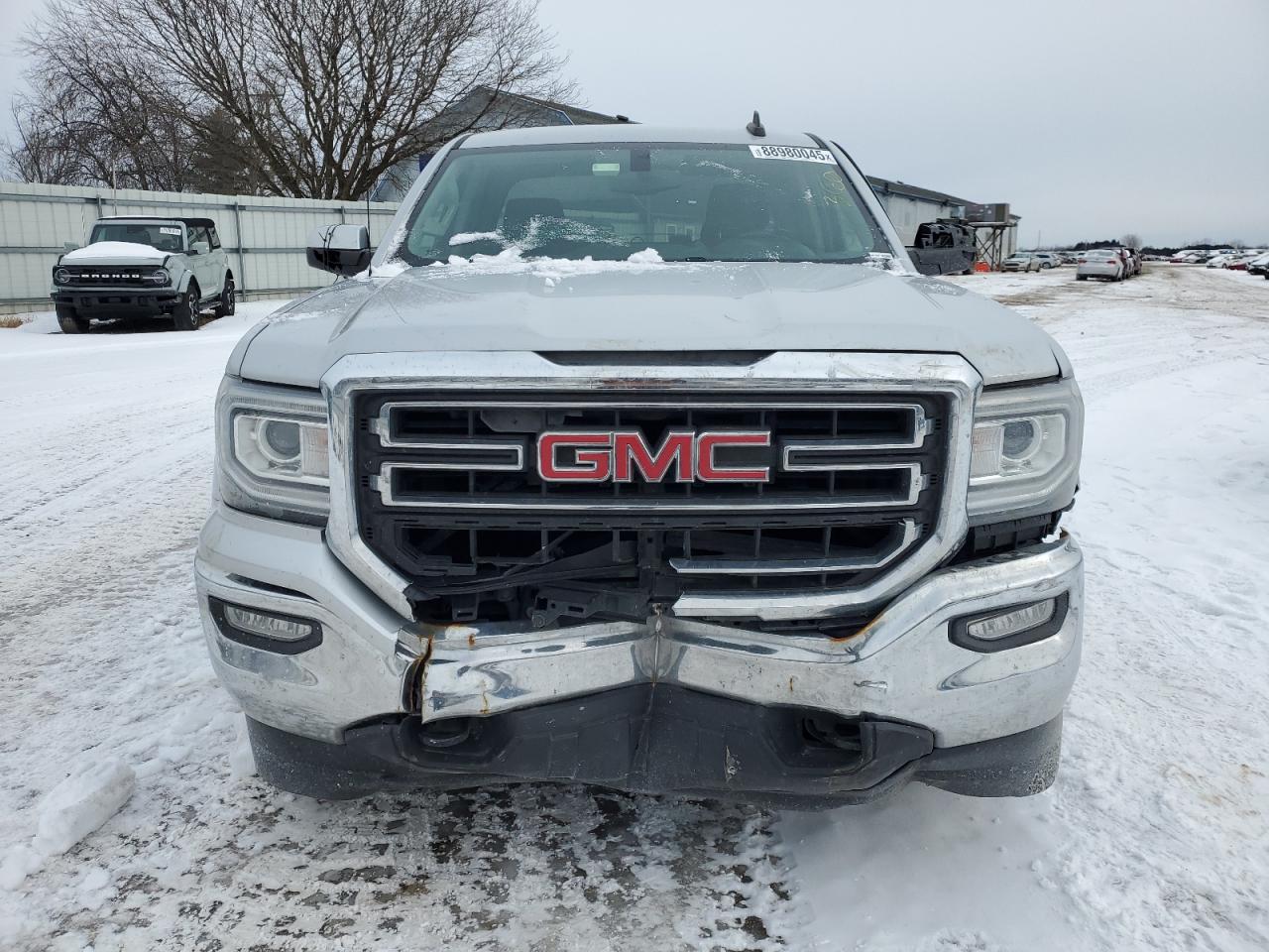 2017 GMC Sierra - Image 5