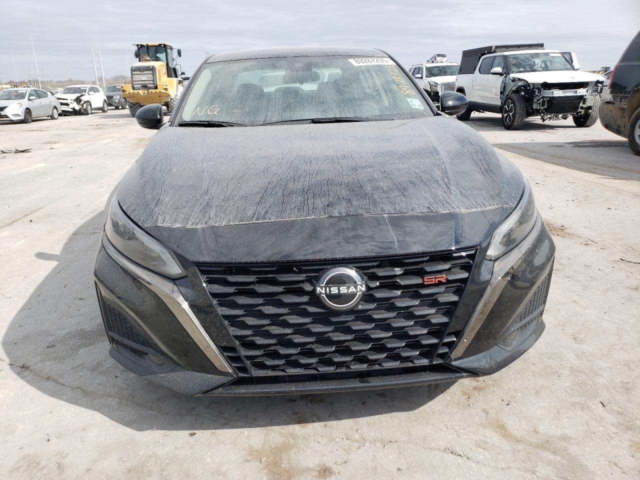 2024 Nissan Altima - Image 5