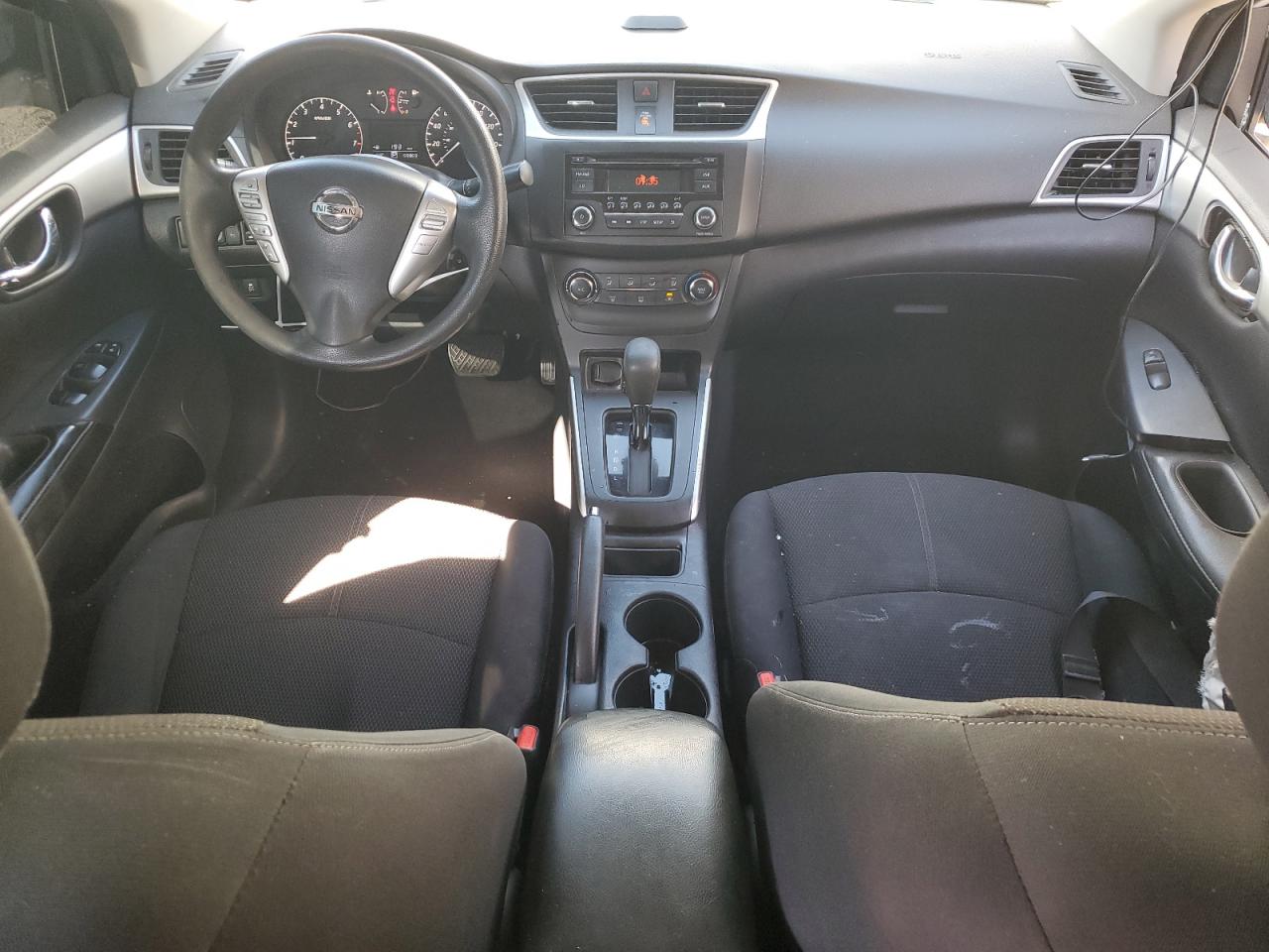 2016 Nissan Sentra - Image 8