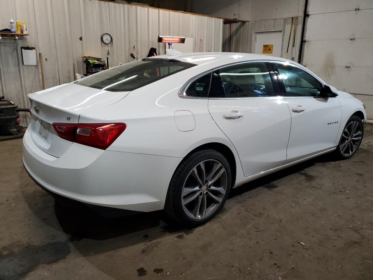 2023 Chevrolet Malibu - Image 3