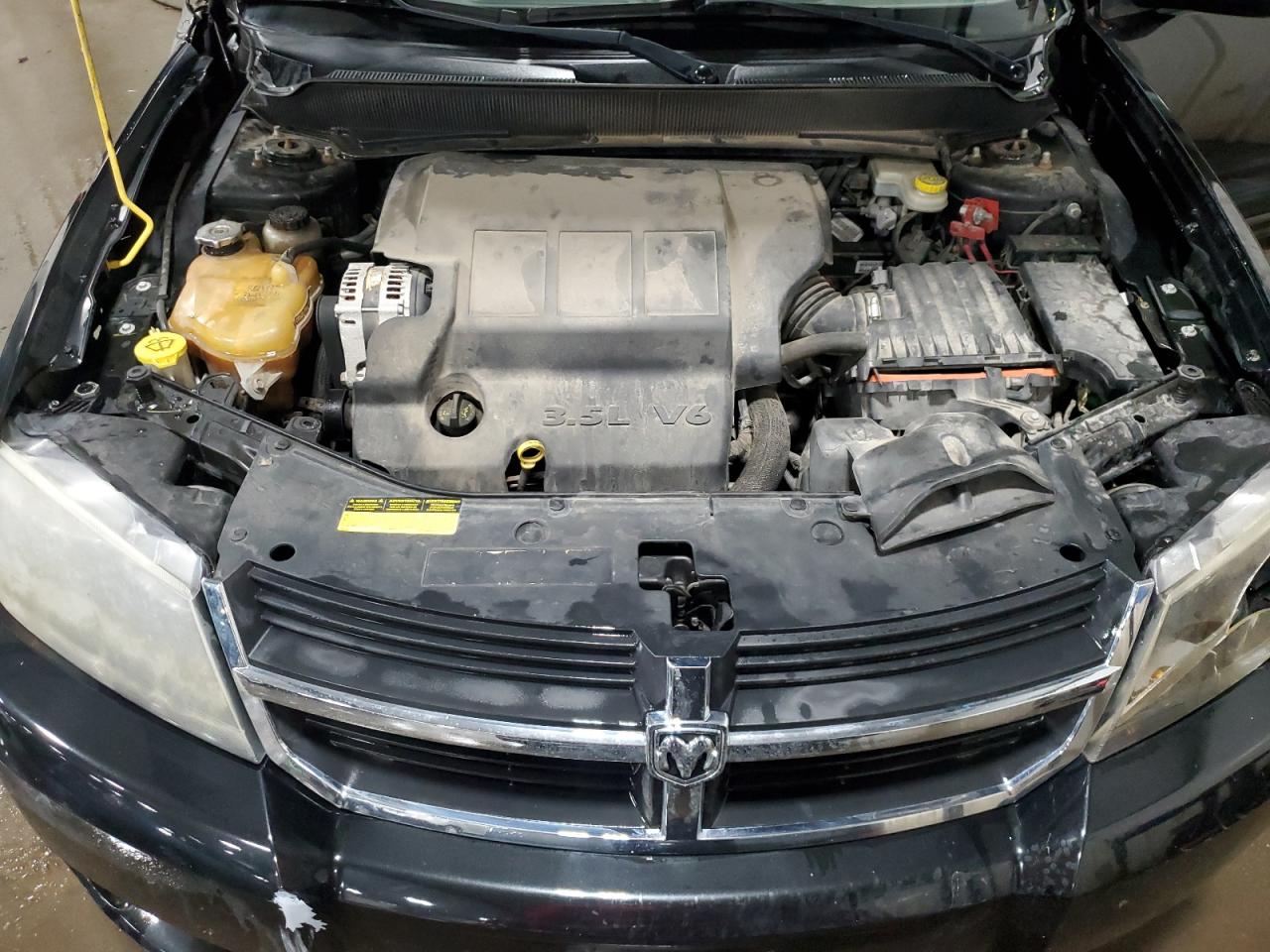 2008 Dodge Avenger - Image 11