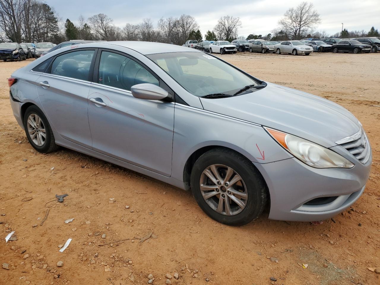 2011 Hyundai Sonata - Image 4