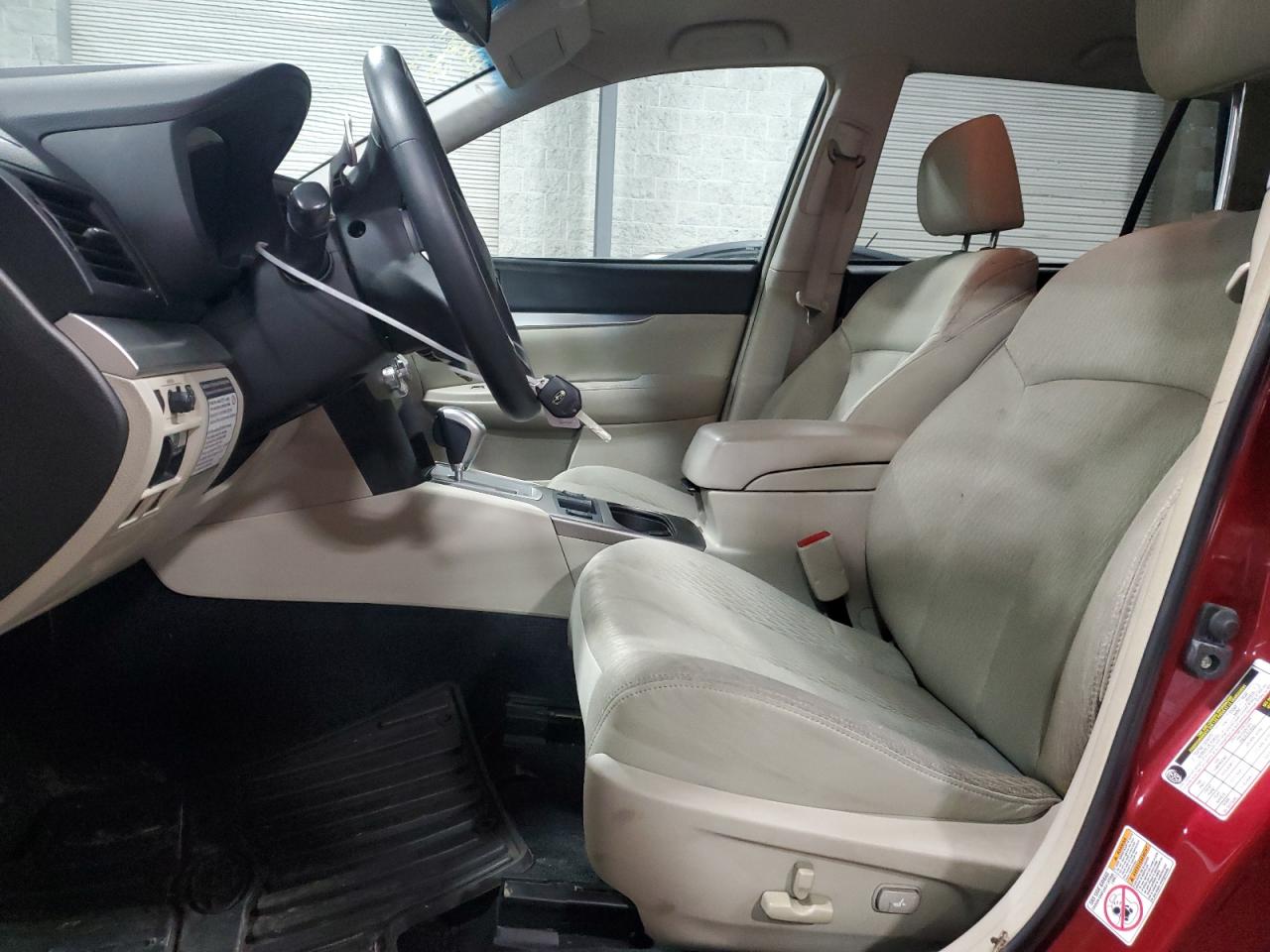 2011 Subaru Outback - Image 7
