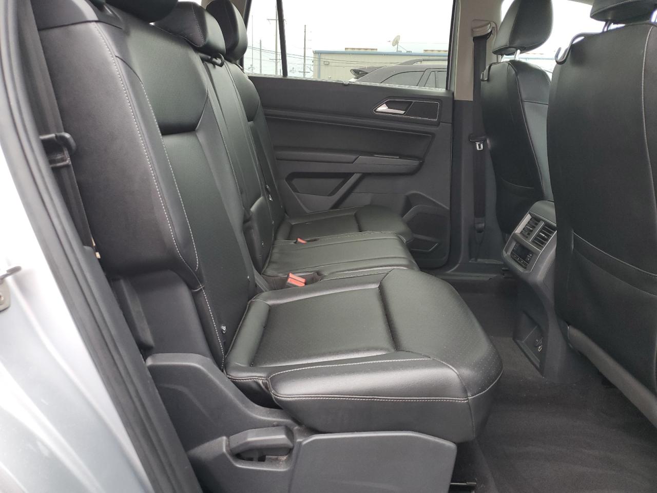 2018 Volkswagen Atlas - Image 12