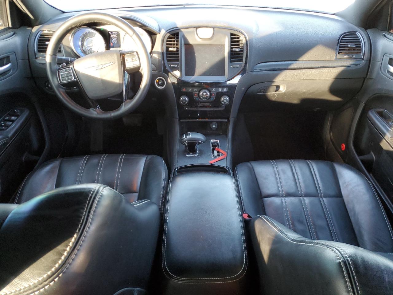 2014 Chrysler 300 - Image 8