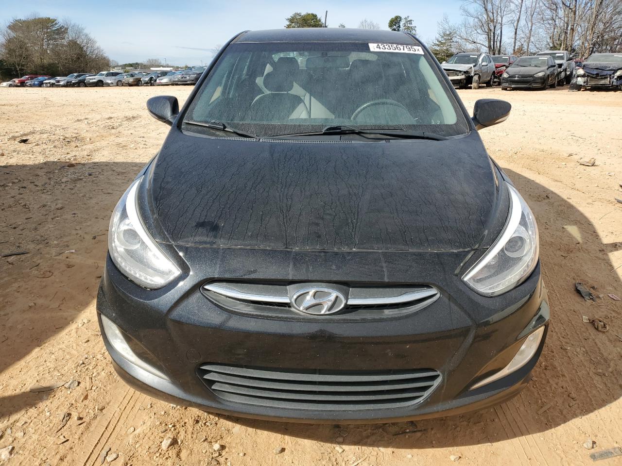2015 Hyundai Accent - Image 5