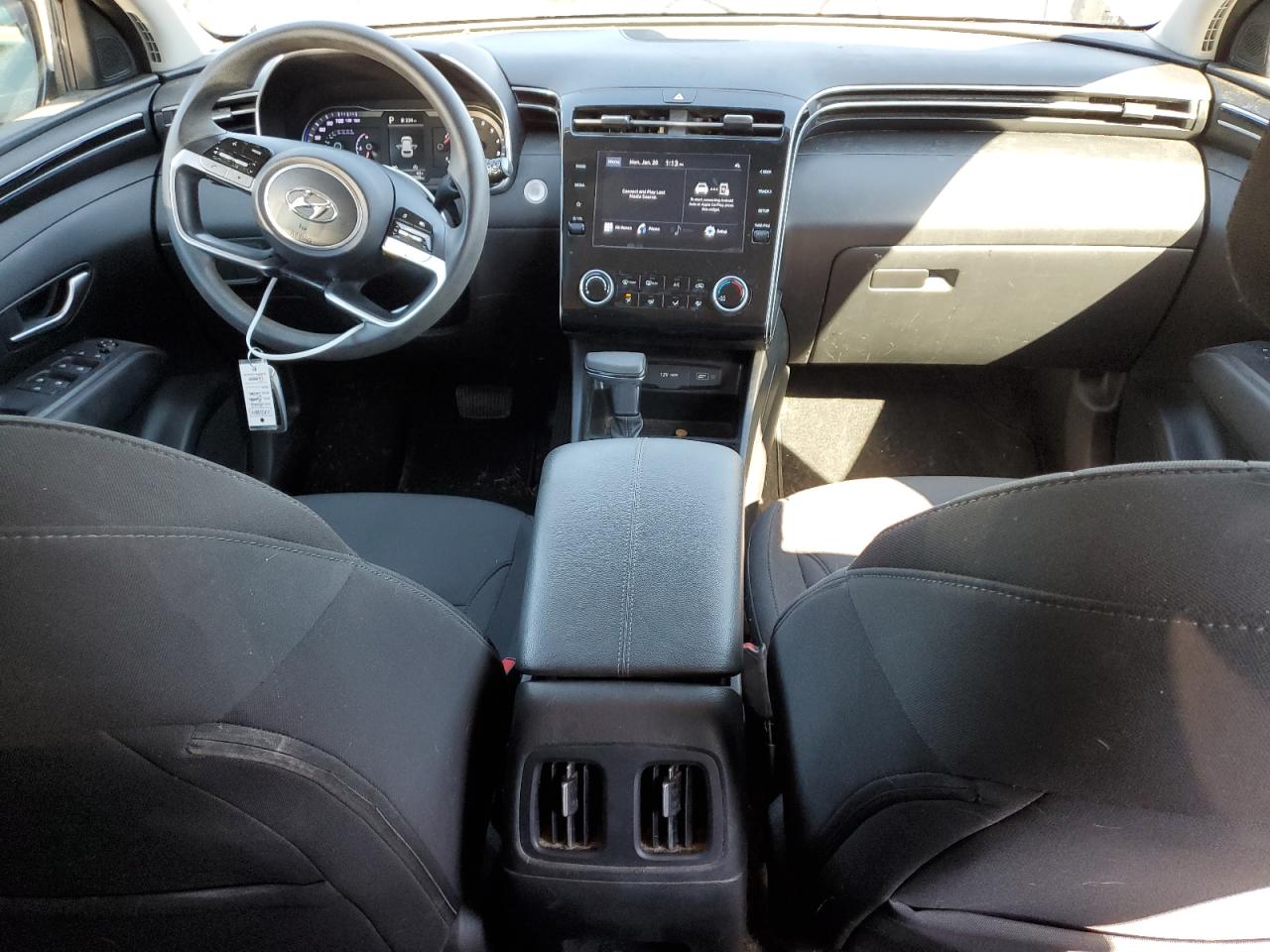 2022 Hyundai Tucson - Image 8