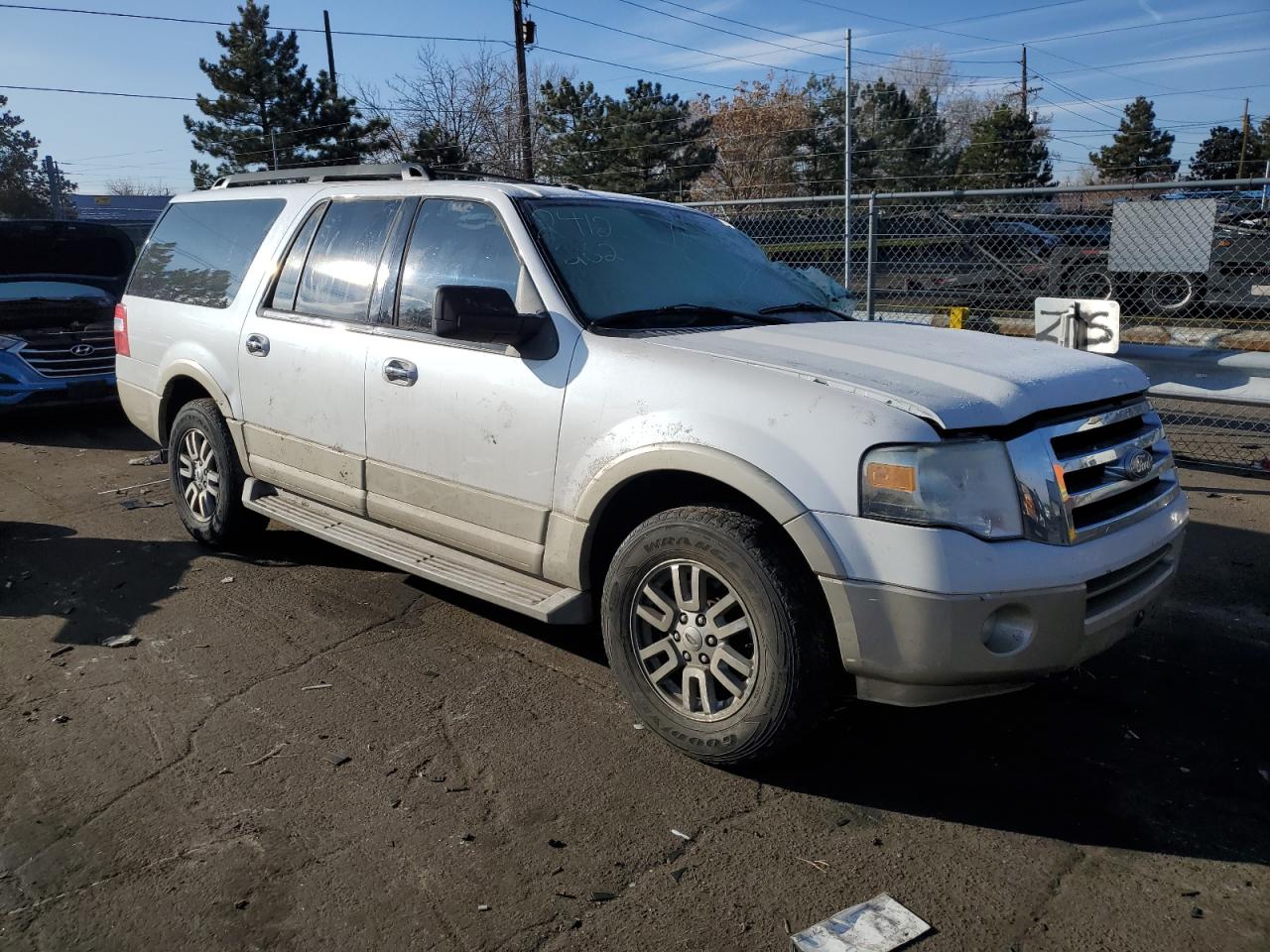 2010 Ford Expedition - Image 4