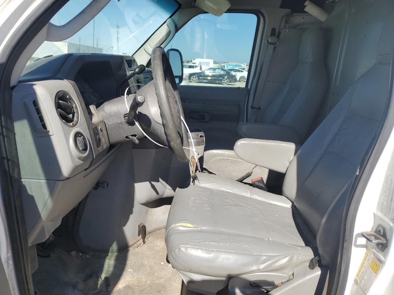 2011 Ford Econoline - Image 7