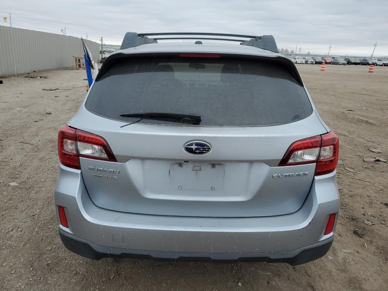 2015 Subaru Outback - Image 6