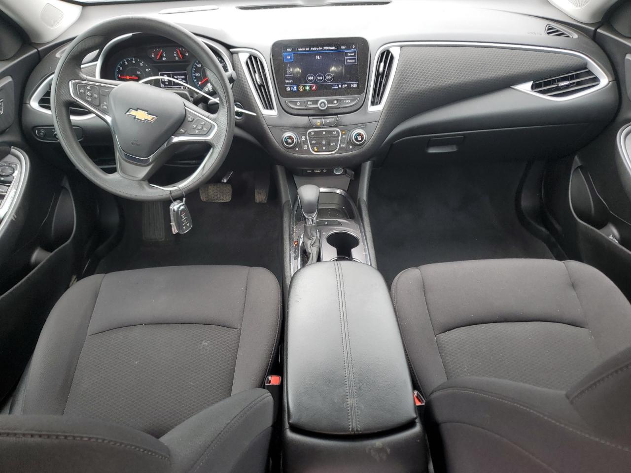 2023 Chevrolet Malibu - Image 8
