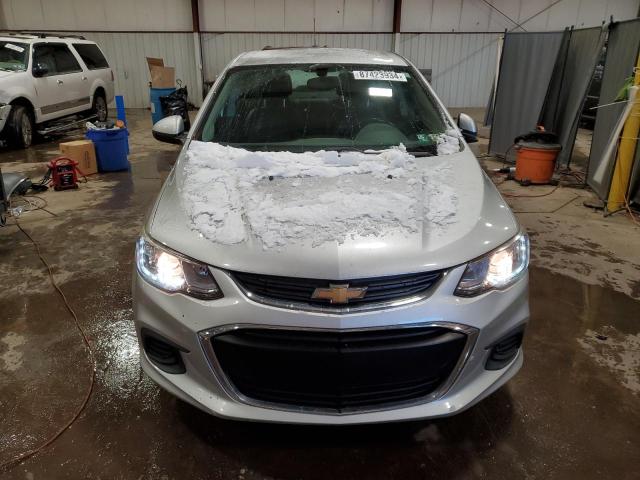 Седаны CHEVROLET SONIC 2017 Серебристый