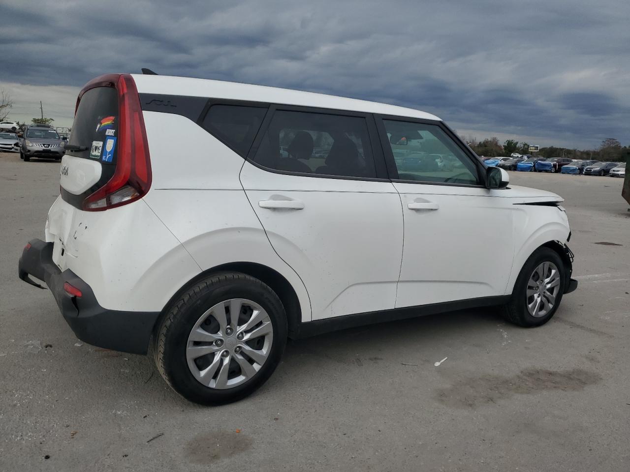 2022 Kia Soul - Image 3