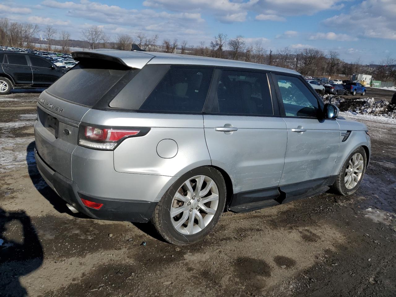 2015 Land Rover Range Rover - Image 3