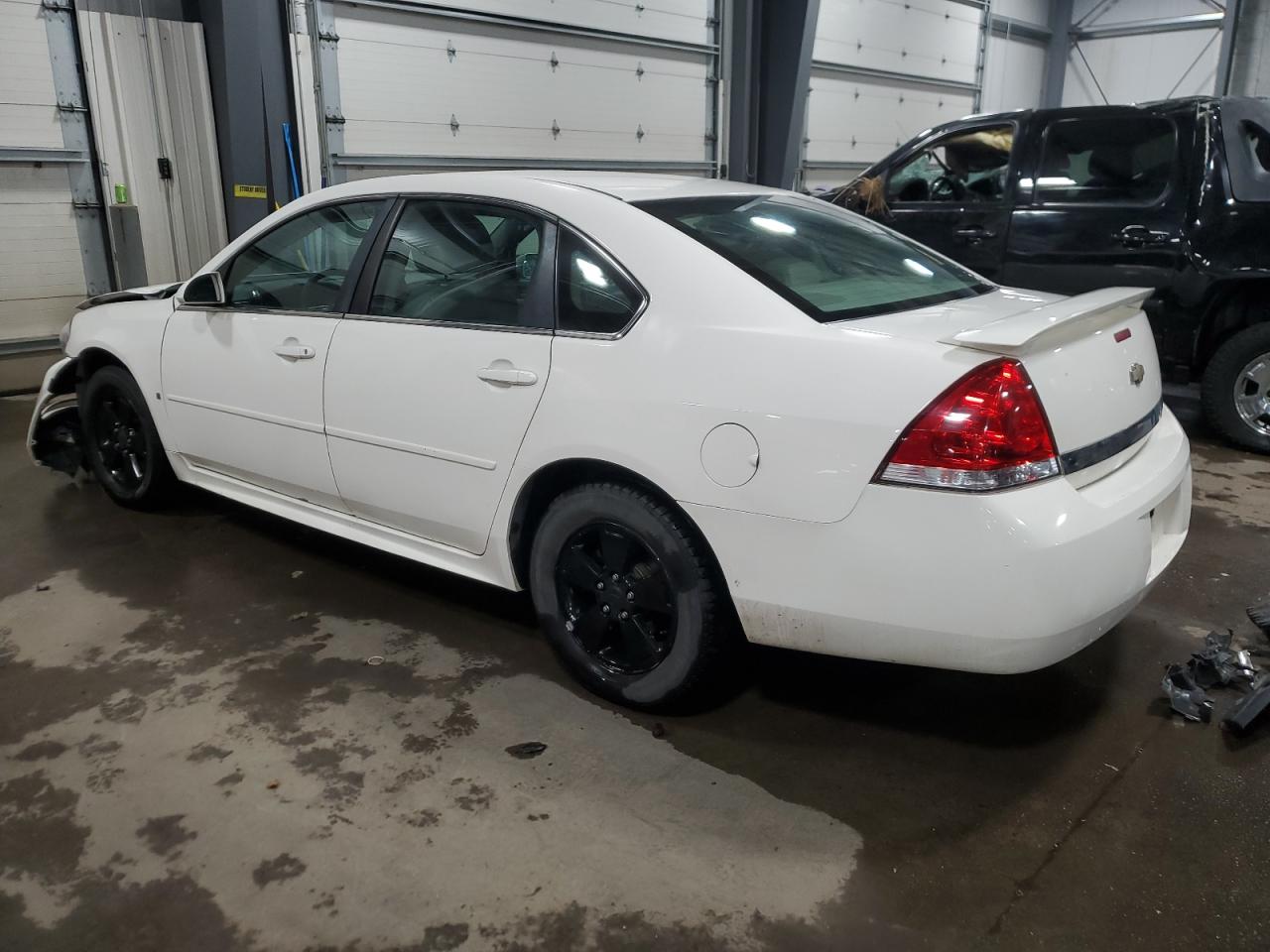 2009 Chevrolet Impala - Image 2