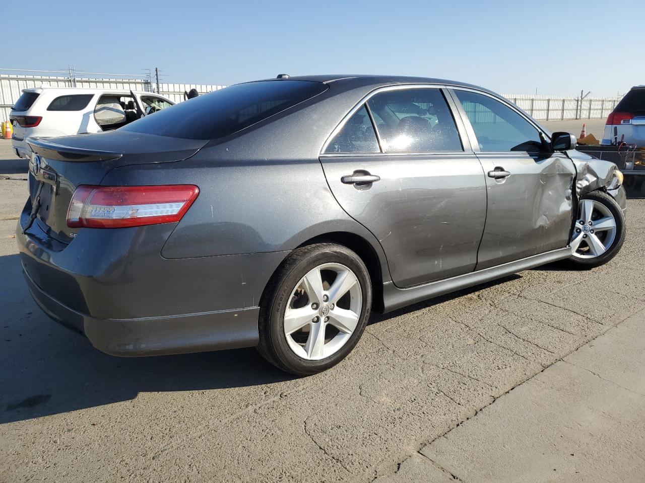 2011 Toyota Camry - Image 3
