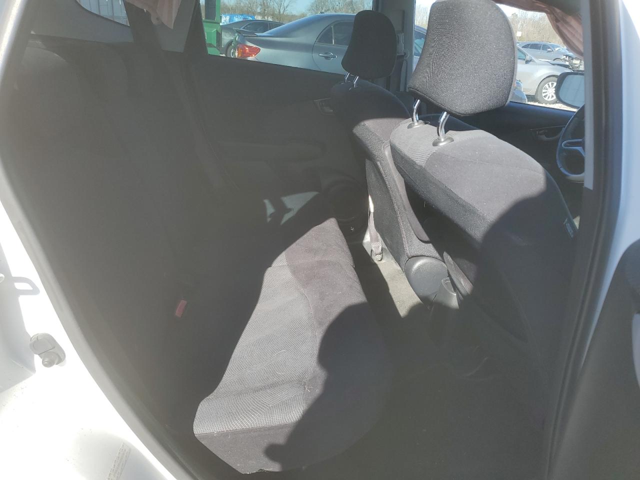 2009 Honda Fit - Image 10