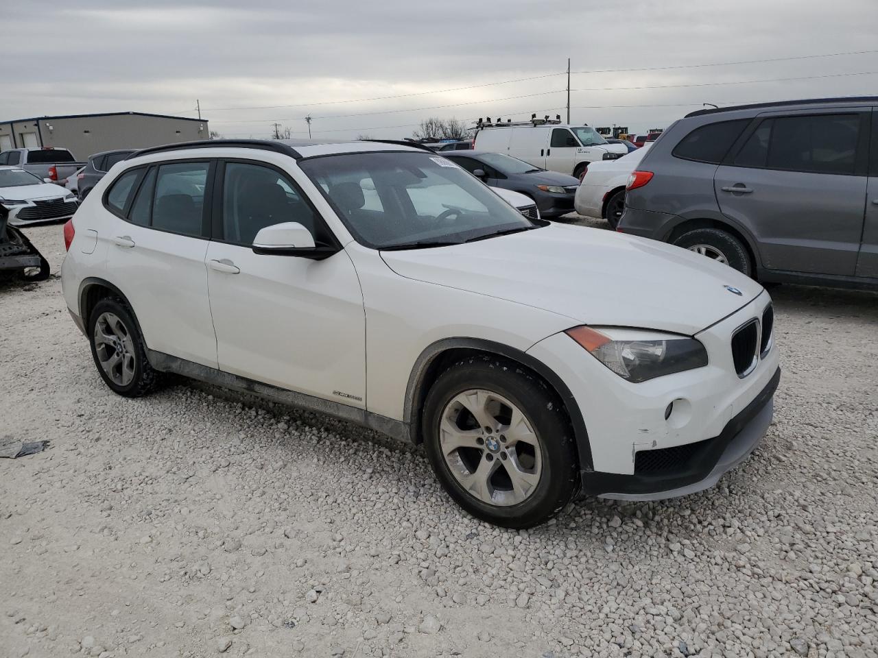 2015 BMW X1 - Image 4