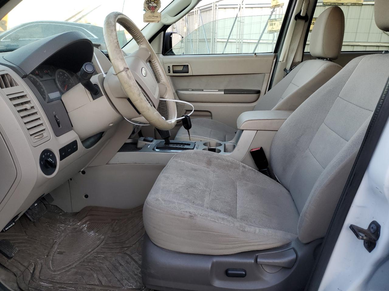 2011 Ford Escape - Image 7