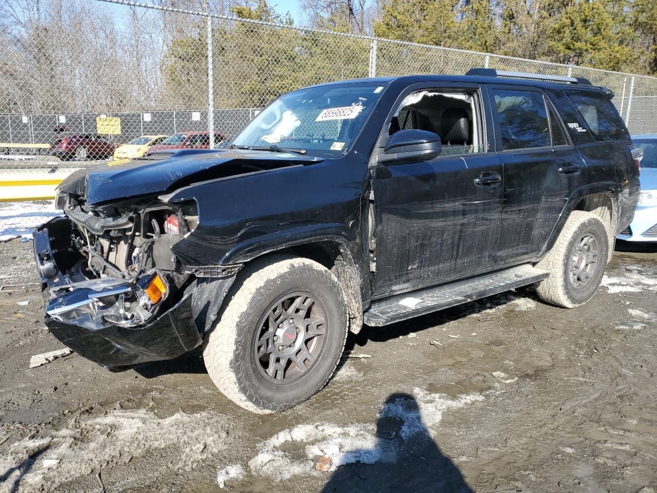 2018 Toyota 4Runner - Image 1