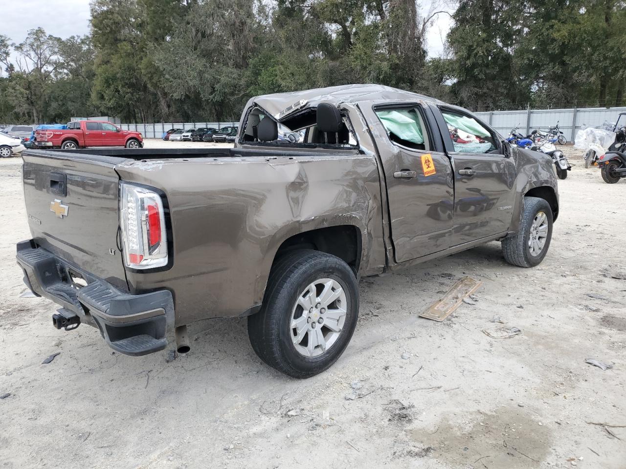 2015 Chevrolet Colorado - Image 3