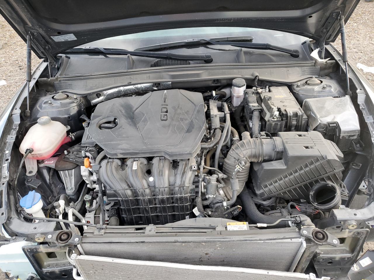 2022 Hyundai Sonata - Image 13