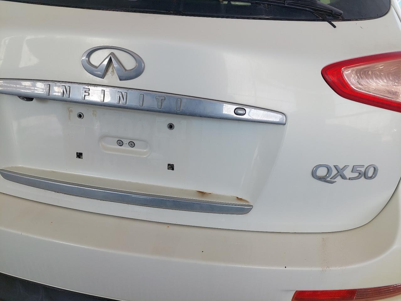 JNRBJ0HRXFM260495 - 2015 INFI QX50 - #43092095