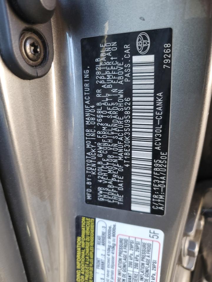 2005 Toyota Camry - Image 12