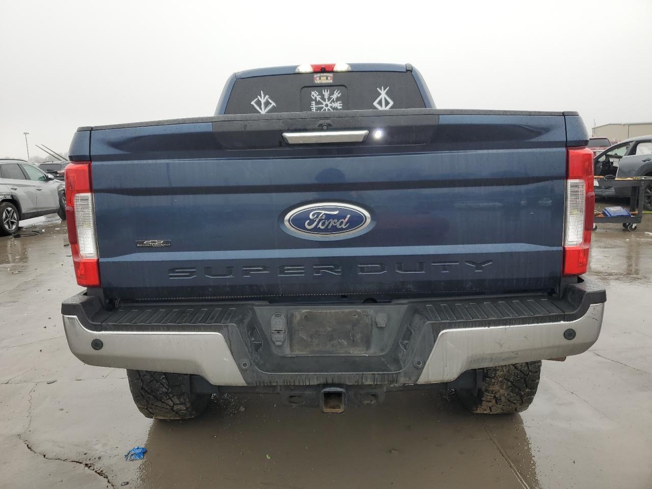 2017 Ford F250 - Image 6